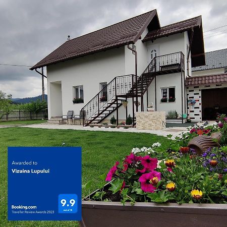 Vizuina Lupului Hotel Gura Humorului Esterno foto