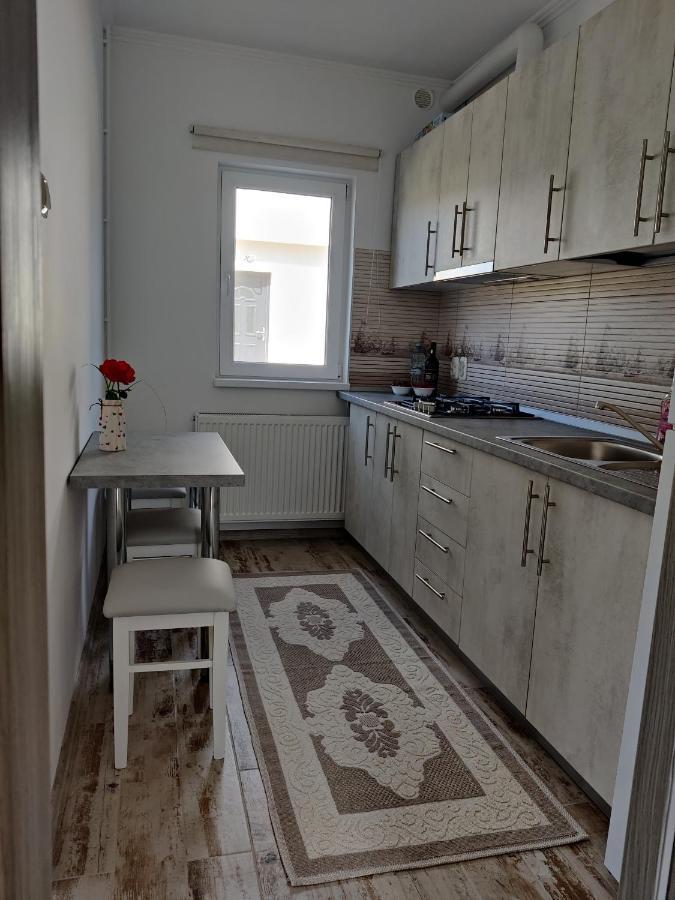 Vizuina Lupului Hotel Gura Humorului Esterno foto