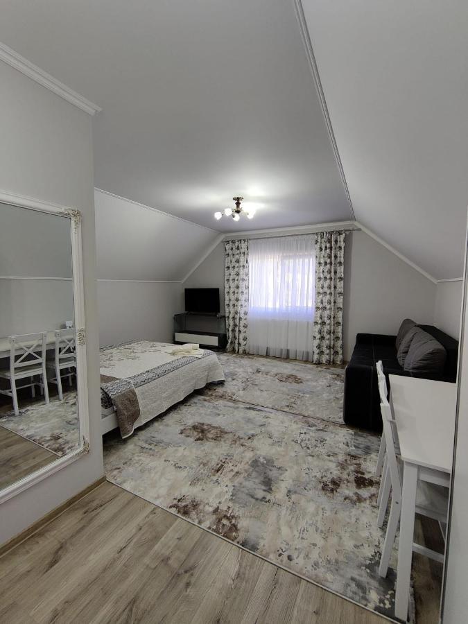 Vizuina Lupului Hotel Gura Humorului Esterno foto